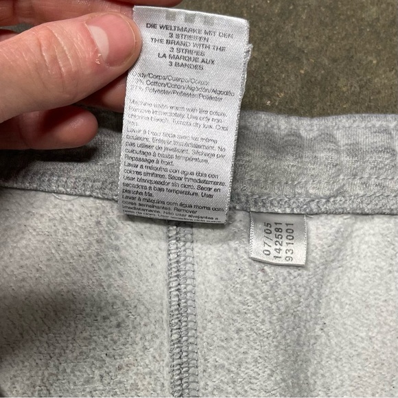 Vintage Adidas Tapered Fleece Sweatpants Y2K - Picture 9 of 9